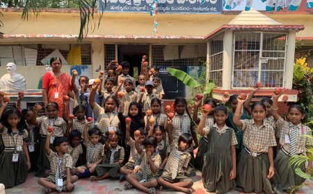 Akshaya Patra Foundation Distributes Fruits to School Children