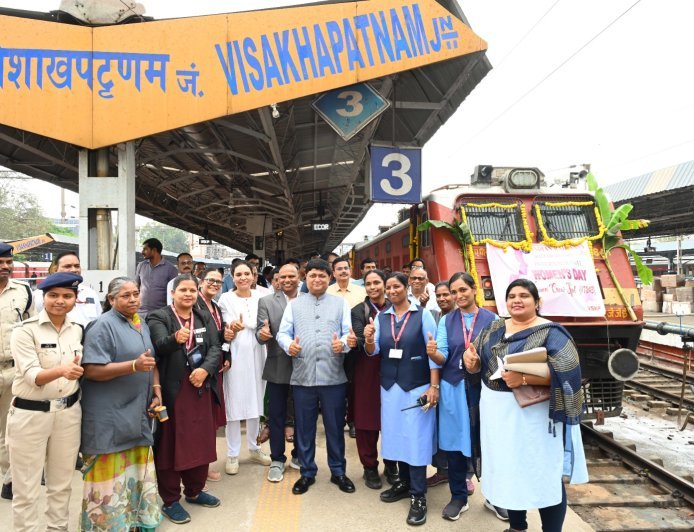 ALL-WOMEN CREW TRAIN FLAGGED OFF