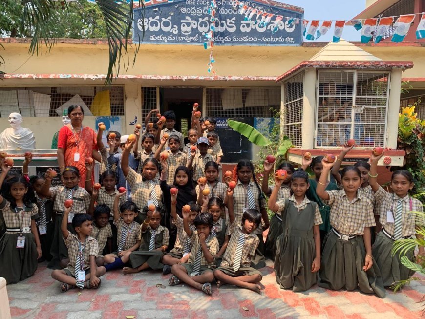 Akshaya Patra Foundation Distributes Fruits to School Children