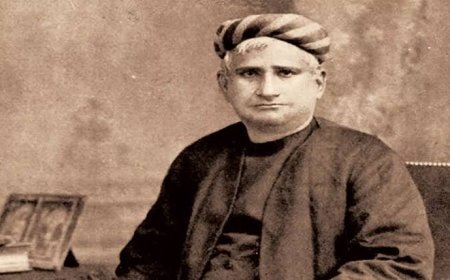 Bankim Chandra Chatterjee – A Literary Legend of India