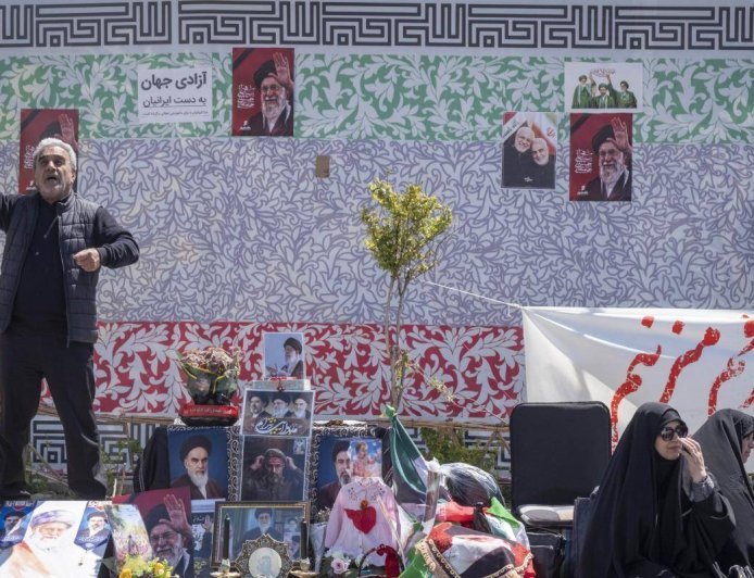 చరిత్రను తిరగరాసిన చిన్న దేశం..!