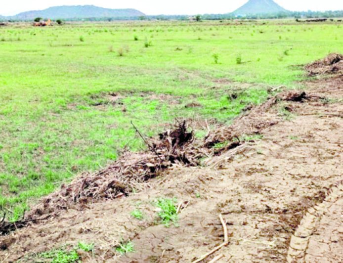 ఆవ భూముల మాయాజాలం.. పేదల పేరుతో కోట్ల దోపిడి!