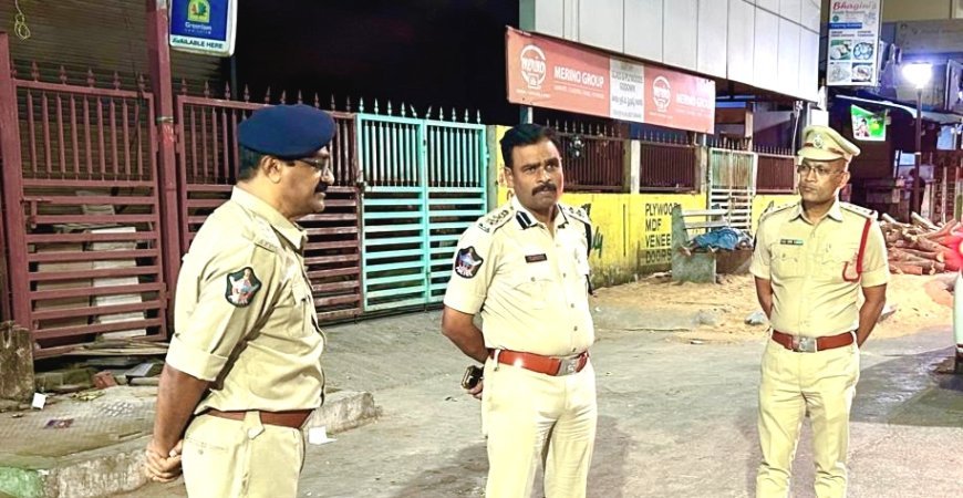 తిరుపతి జిల్లా పోలీస్‌ల అర్ధరాత్రి తనిఖీలు.. భద్రతపై చర్యలు