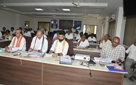భక్తుల సౌకర్యాలపై రాజీ లేదు – దేవాదాయ శాఖ కీలక ఆదేశాలు
