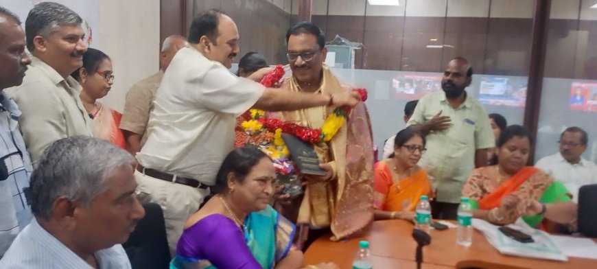 ప్రజాసేవకు గౌరవ వందనం: ఐ&పీఆర్ ఉద్యోగులకు సన్మానం
