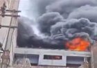 Major Fire Near Udyog Bhavan