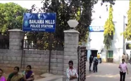 బంజారాహిల్స్‌లో సినీ నటికి వేధింపులు.. కేసు నమోదు