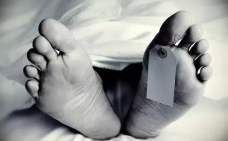 ఏపీలో కుటుంబ కలహాలతో  మొత్తం ఏడుగురి  మృతి