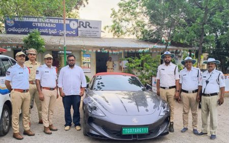 Minor Drives Luxury Car on ORR