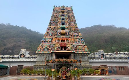 బెజ‌వాడ దుర్గమ్మ ఆలయంలో టికెట్స్ గోల్‌మాల్