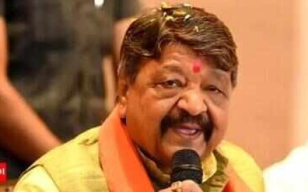 Minister's RSS Remarks Spark Row