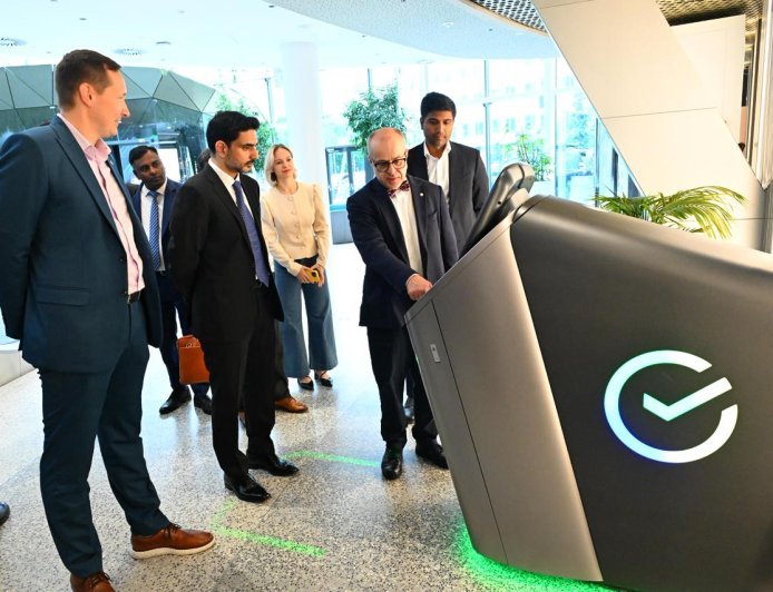 Lokesh Pushes Tech Ties Russia