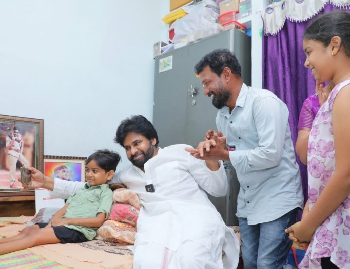 Pawan Kalyan Visits Ailing Fan in Warangal