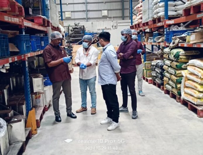 Food Safety Raids Zomato Warehouse