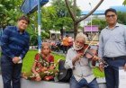 Anand Mahindra Helps 80-Year-Old Violinist