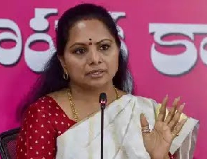 Kavitha Stands Firm on TRS Name
