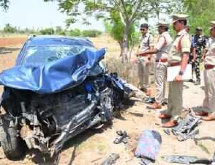 Four Killed In Nalgonda Crash