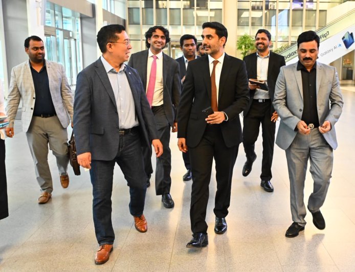 Lokesh Courts Korean Tech Giants