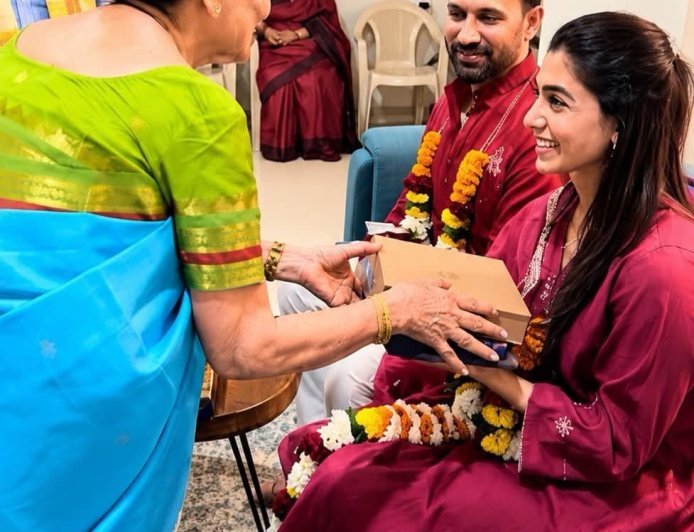 Samantha Seemantham Photos Go Viral