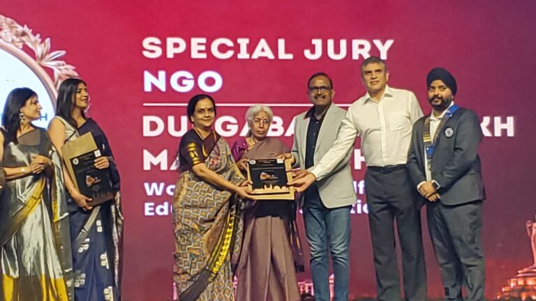 Mahila Sabha Honoured at Telangana Awards